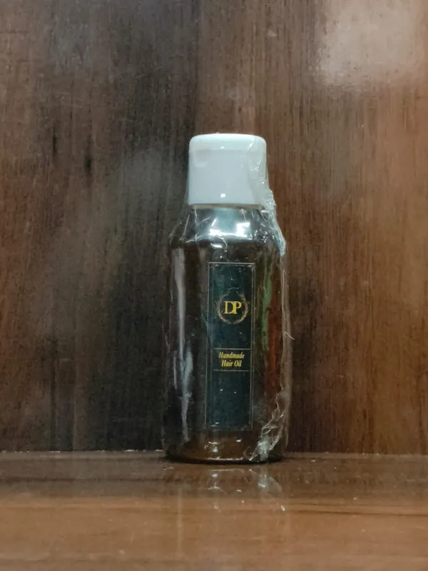 Handmade_Hair_Oil_For_Natural_Hair_Care_Solution