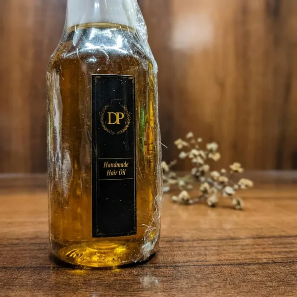 Handmade_Hair_Oil_For_Natural_Hair_Care_Solution