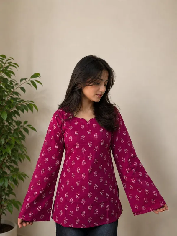Kurvee_Women_Pink_Floral_Buti_Print_Squre_Neck_Bell_Sleeve_Cotton_Kurt