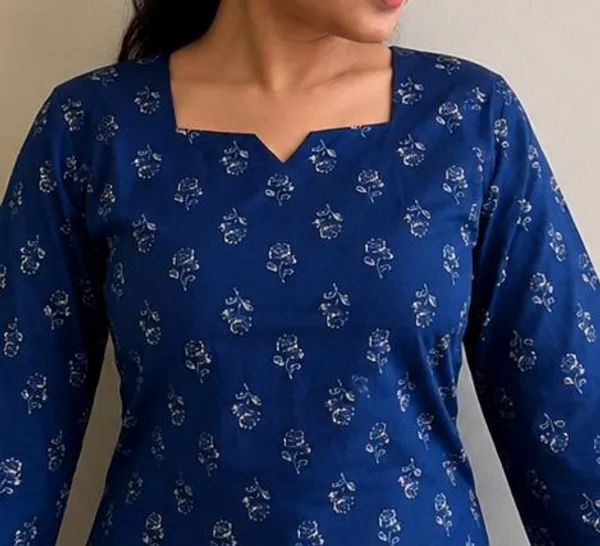 Kurvee_Women_Blue_Floral_Buti_Print_Squre_Neck_Bell_Sleeve_Cotton_Kurti