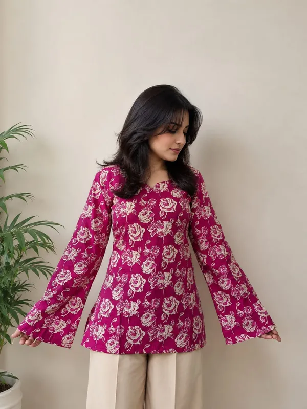 Kurvee_Women_Pink_Floral_Print_Square_Neck_Bell_Sleeve_Cotton_Kurti