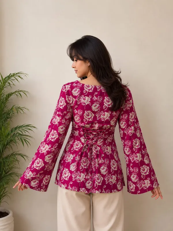 Kurvee_Women_Pink_Floral_Print_Square_Neck_Bell_Sleeve_Cotton_Kurti
