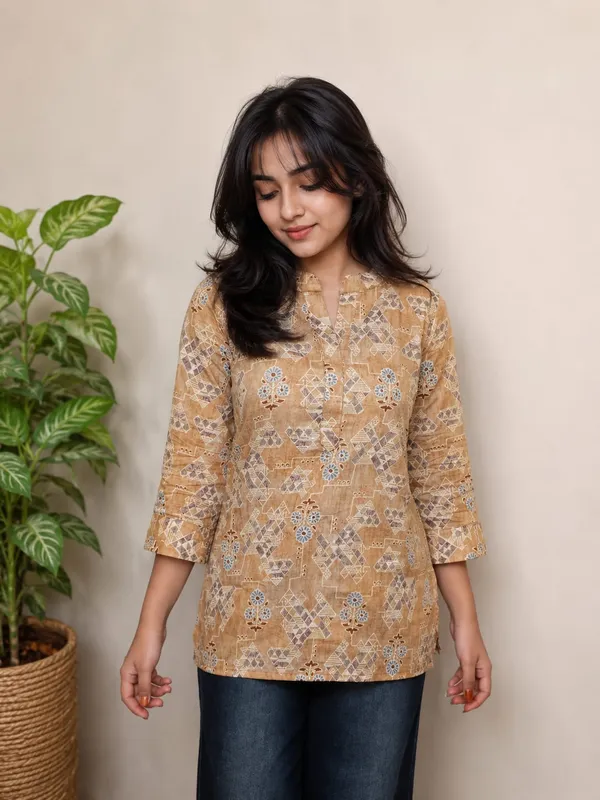 Kurvee_Women_Floral_Print_Pure_Cotton_Straight_Kurta_(Mustard)