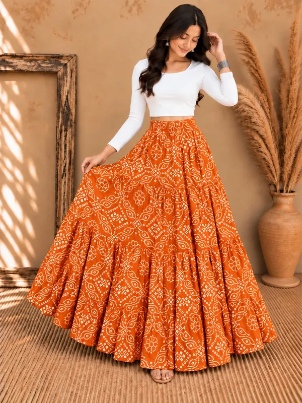 Women_Bandhani_Printed_Tiered_Flared_Maxi_Skirt_(Orange)
