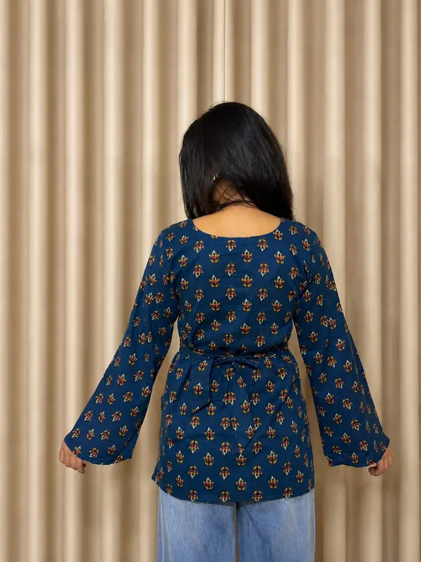 Kurvee_Women's_Floral_Printed_Cotton_Short_Kurti_(Blue)