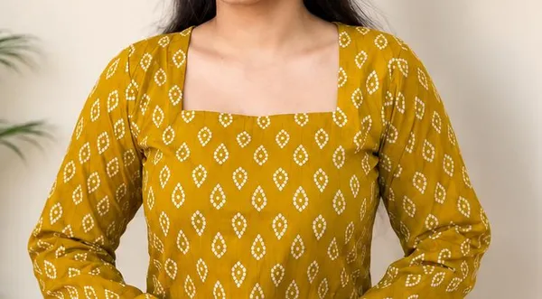 Kurvee_Women_Yellow_Bandhani_Print_Square_Neck_Bell_Sleeve_Cotton_Kurti