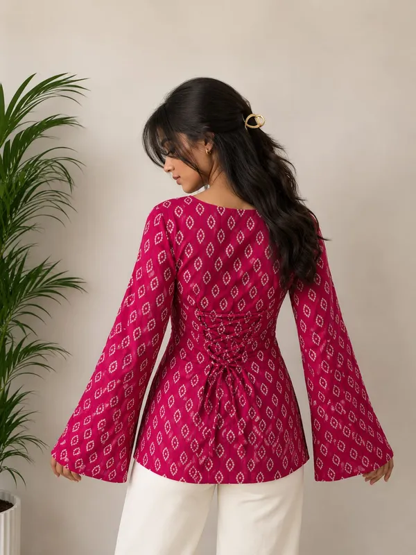 Kurvee_Women_Pink_Bandhani_Print_Square_Neck_Bell_Sleeve_Cotton_Kurti