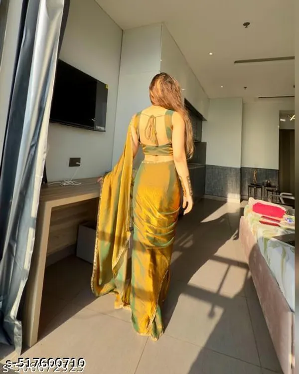 Solid_Beads_And_Stones_Saree