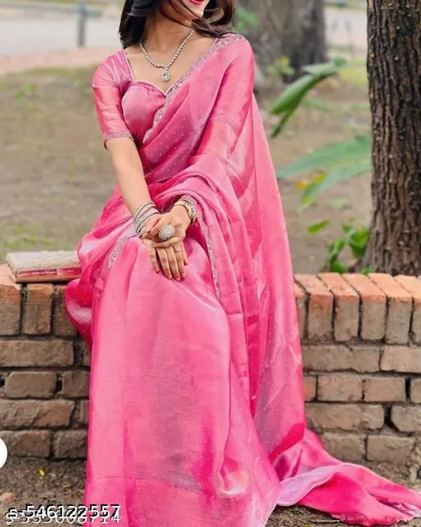 Trendy_Designer_Strip_Pattern_Saree_For_Women