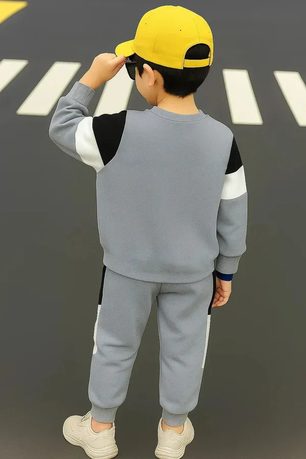 Trendy_Kids_Clothing_Set_Stylish_King_Printed_Cotton_Tracksuit_For_Boys
