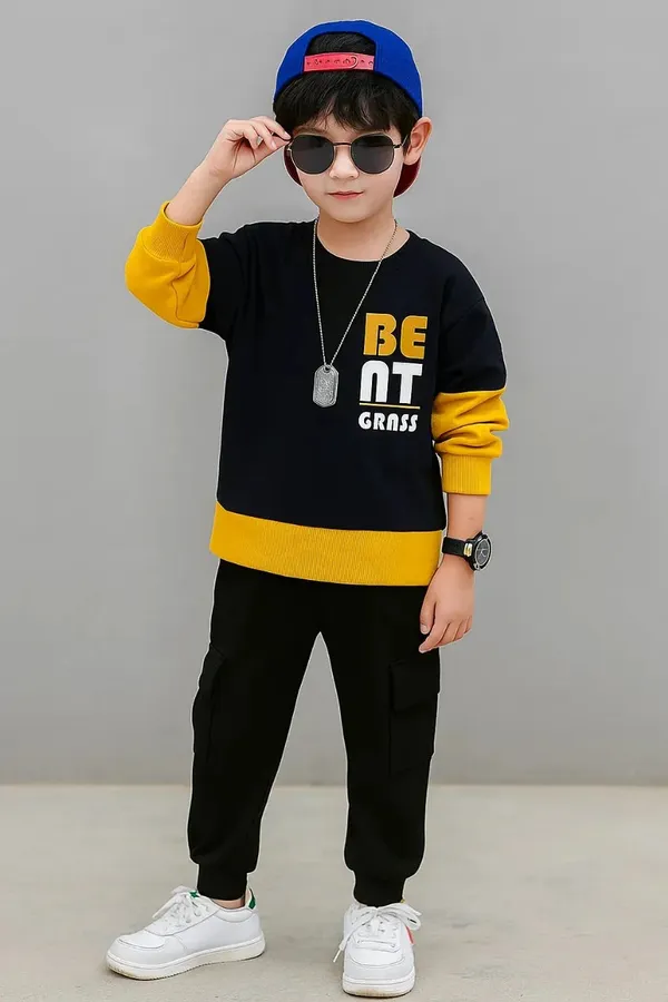 Stylish_Kids_Clothing_Set_For_Boys_Bentgrass_Printed_Sweatshirt_Cargo_Jogger_Pants