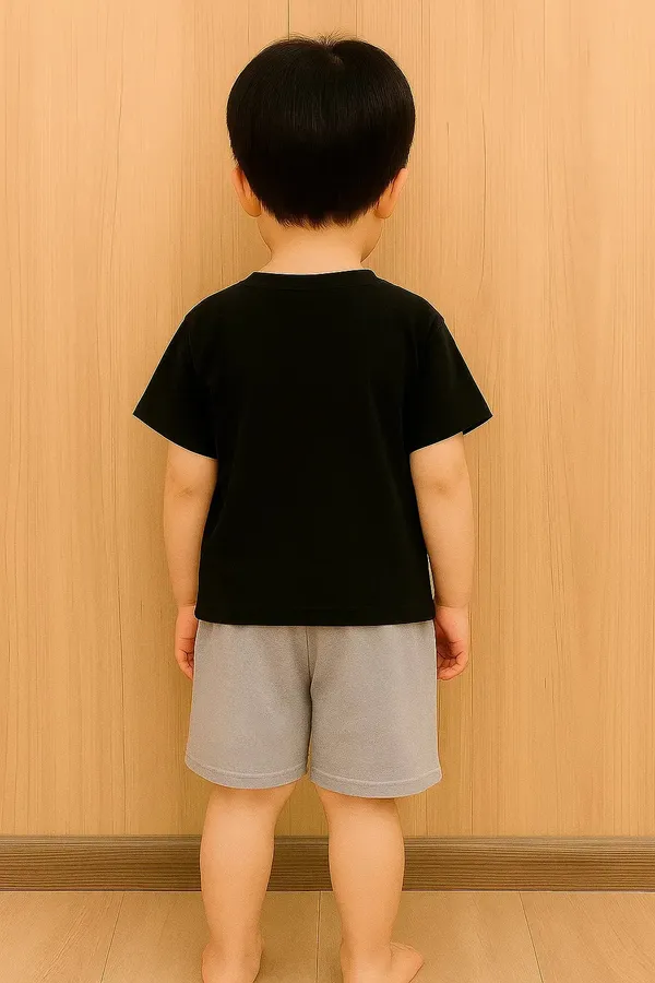 Trendy_Kids_Clothing_Set_Comfortable_Black_T_Shirt_Grey_Shorts_For_Boys