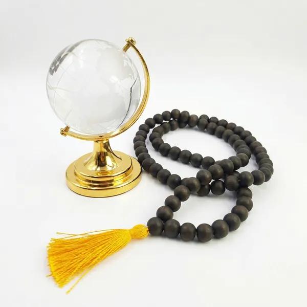 The_Vishwa-Vajra_Duo_|_Premium_Crystal_Globe_&_Authentic_108_Karungali_Mala_Combo
