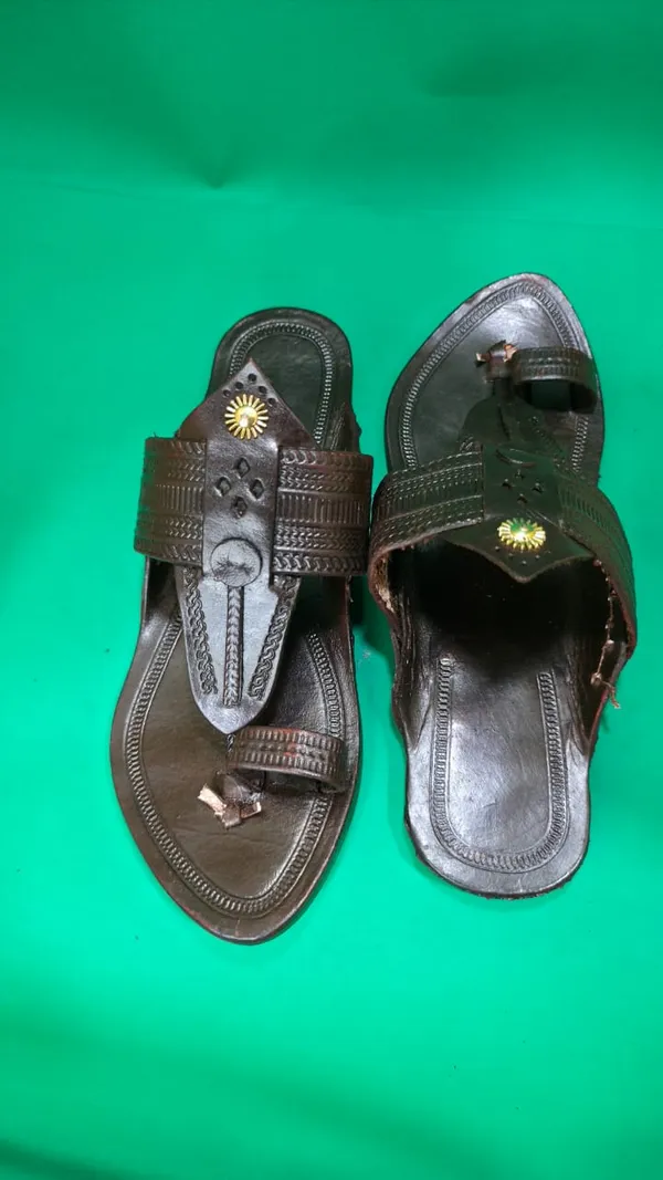 Handcrafted_Woven_Leather_Kolhapuri_Sandals_Pack_Of_2