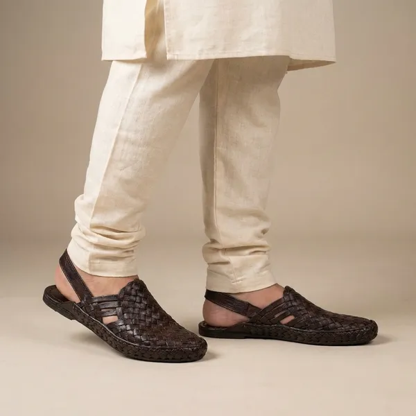 Handwoven_Leather_Strapsling