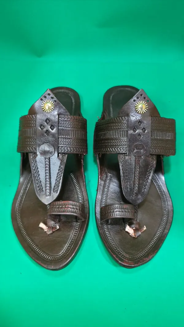 Handcrafted_Woven_Leather_Kolhapuri_Sandals_Pack_Of_2