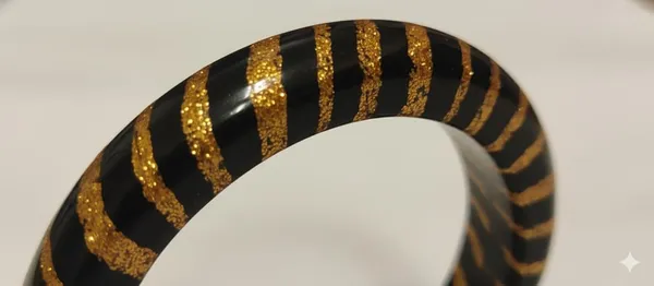Black_And_Golden_Lac_|_Natural_Insect_Create_Resin_Bangles_For_Womens