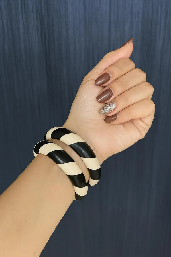 Black_And_White_Lac_|_Natural_Insect_Create_Resin_Bangles_For_Womens