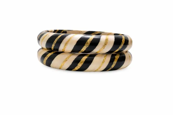 Black_And_Beige_Lac_|_Natural_Insect_Create_Resin_Bangles_For_Womens