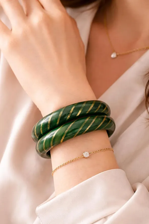 Green_Lac_|_Natural_Insect_Create_Resin_Bangles_For_Girls