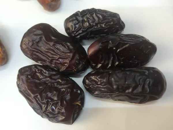 500g_Premium_Safawi_Dates