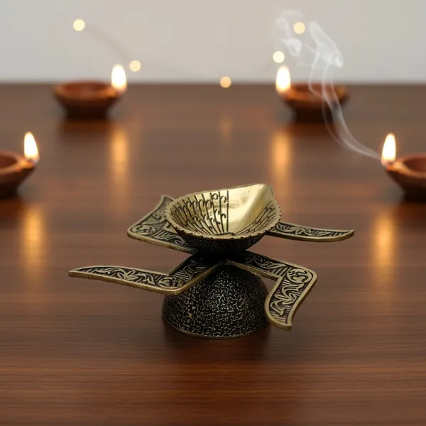 Swastik_Decorative_Brass_Diya