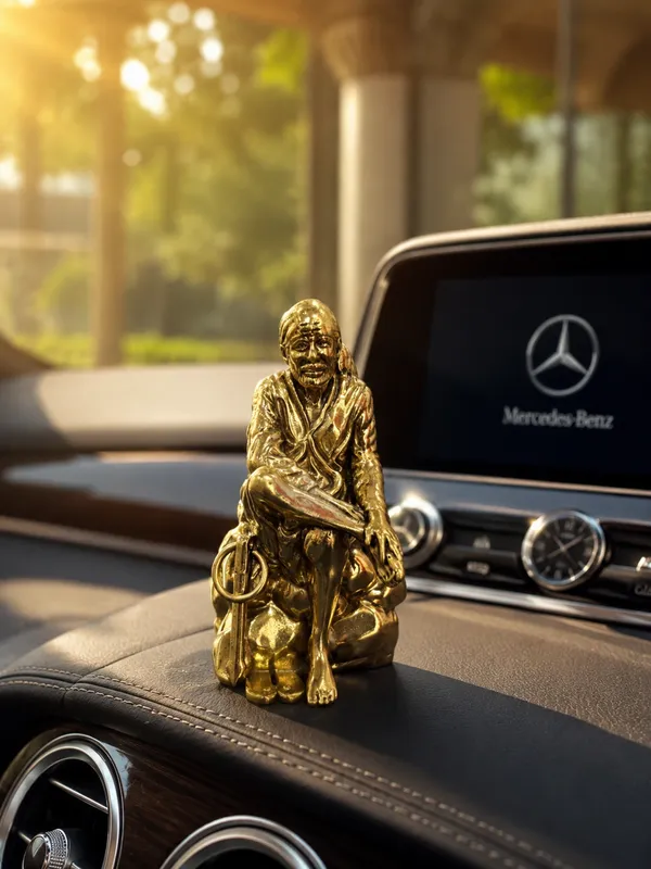 Brass_Sai_Baba_Idol_–_Sacred_Brass_Statue_for_Home_Temple_&_Spiritual_Decor