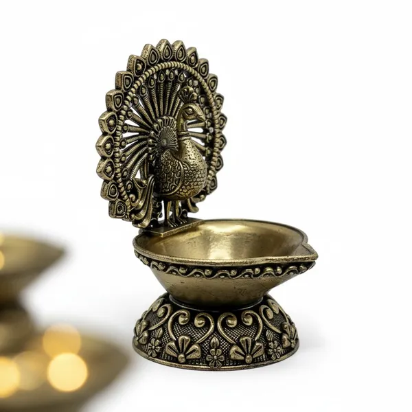 Decorative_Brass_Peacock_Diya_Oil_Lamp_With_Ornate_Design