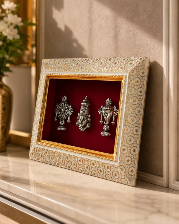 Lord_Venkatesh_With_Shankh_Chakra_Brass_Idol_Frame_with_Velvet_Background_|_8x6_Inch_|_Religious_Gift_|_Home_Mandir_Decor