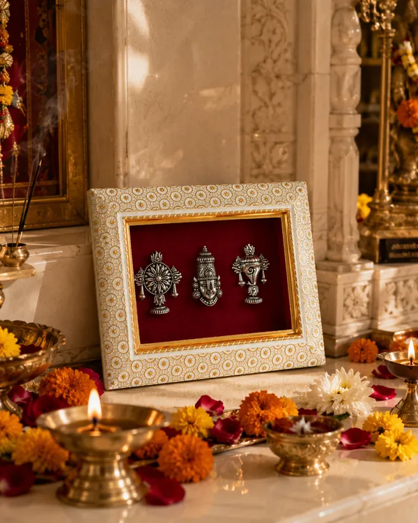 Lord_Venkatesh_With_Shankh_Chakra_Brass_Idol_Frame_with_Velvet_Background_|_8x6_Inch_|_Religious_Gift_|_Home_Mandir_Decor