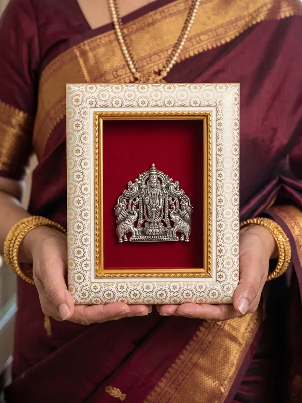 Lord_Venkatesh_and_Laxmi_Idol_Frame_with_Velvet_Background_|_8x6_Inch_|_Religious_Gift_|_Home_Mandir_Decor