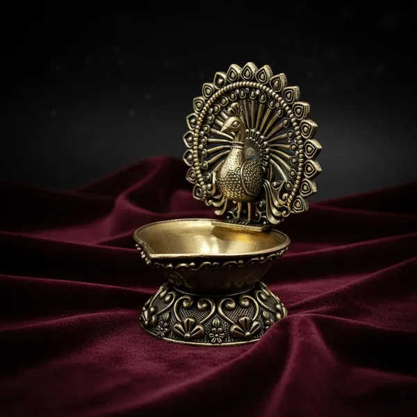 Decorative_Brass_Peacock_Diya_Oil_Lamp_With_Ornate_Design