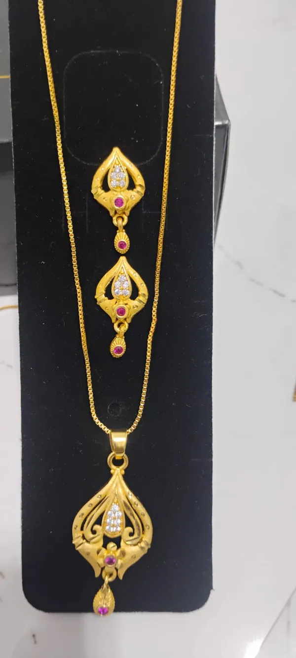 Gold_Plated_Filigree_Pendant_Necklace_Set_With_Pink_Stone_Accents_And_Matching_Earrings