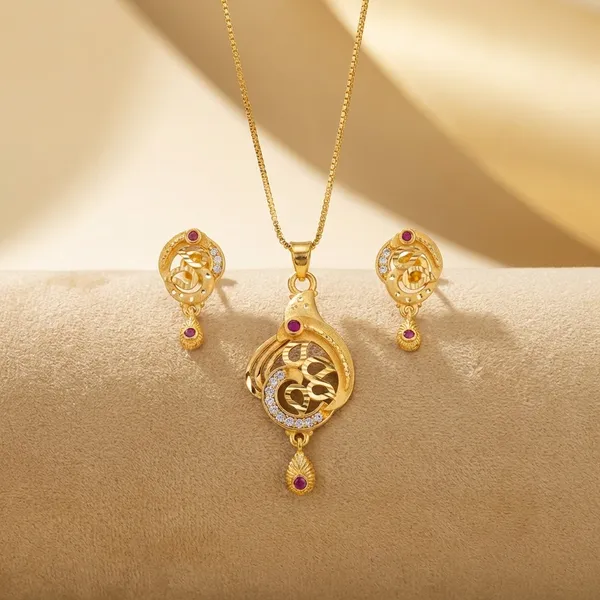 Gold_Plated_Pendant_Necklace_Set_With_Intricate_Design_And_Matching_Earrings
