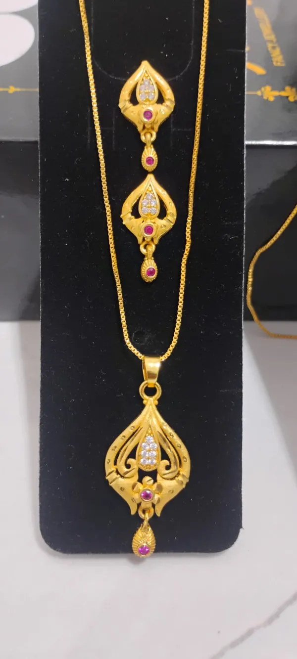 Gold_Plated_Filigree_Pendant_Necklace_Set_With_Pink_Stone_Accents_And_Matching_Earrings