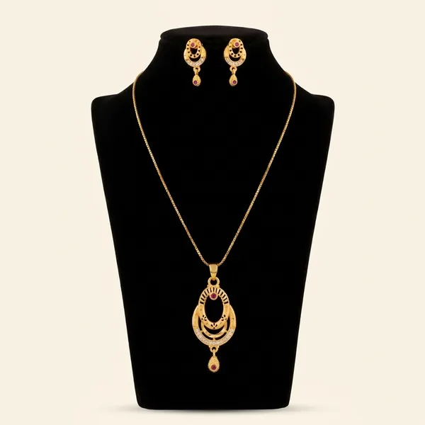 Gold_Toned_Traditional_Necklace_Set_With_Pink_Stones
