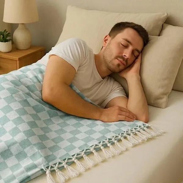 Bottle_Green_3D_Lightweight_Yet_Warm_Ac_Comforter