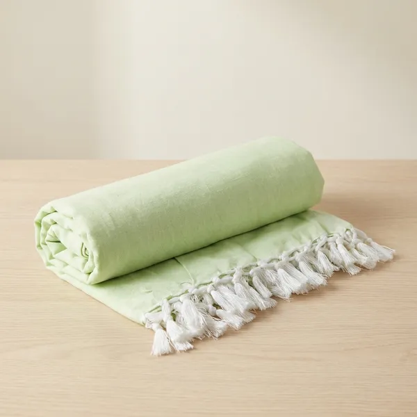 Green_Lightweight_Yet_Warm_Ac_Comforter