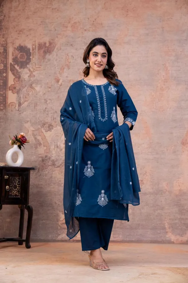Kurta_Palazzo_Set_Blue_Embroidered_With_Dupatta