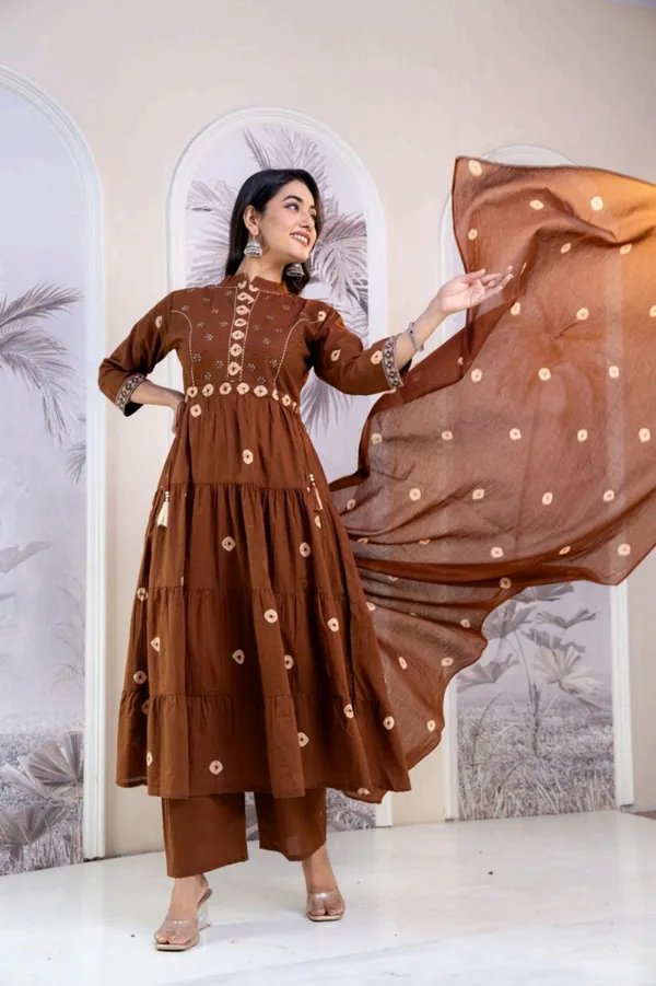 Anarkali_Kurta_Set_Brown_Tiered_Embroidered_With_Dupatta