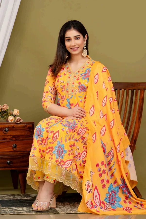 Anarkali_Kurta_Set_Yellow_Floral_Embroidered_With_Dupatta