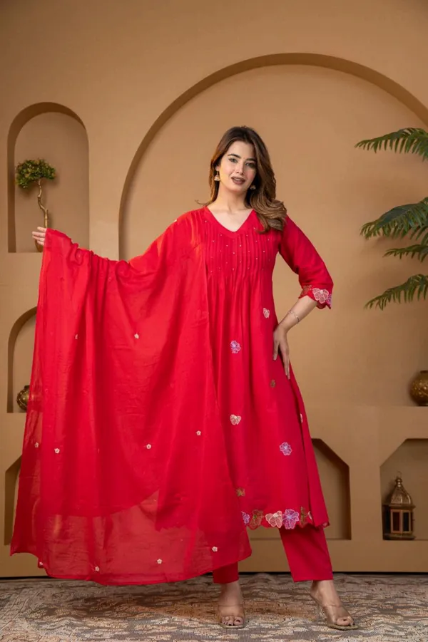 Anarkali_Suit_Set_Red_Embroidered_Kurta_Set_With_Dupatta