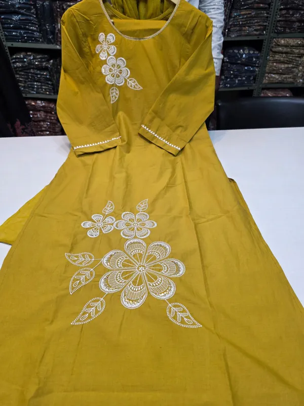 Kurta_Palazzo_Set_Yellow_Floral_Embroidered