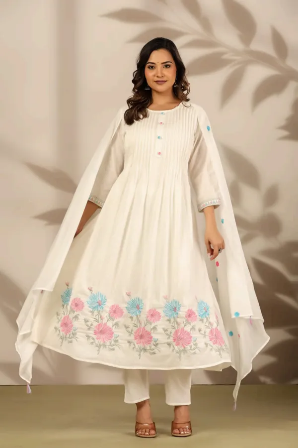 Anarkali_Suit_Set_White_Floral_Embroidered_With_Dupatta