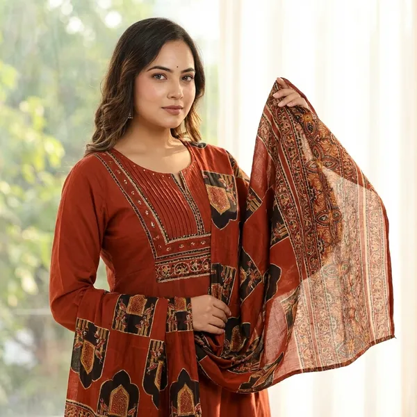 Anarkali_Kurta_Set_Rust_Red_Printed_With_Dupatta