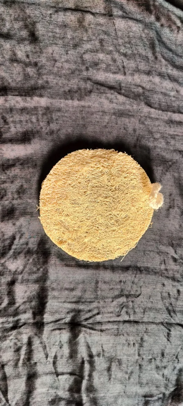 Natural_Loofah_Bath_Sponge_With_Handle_Pack_Of_6