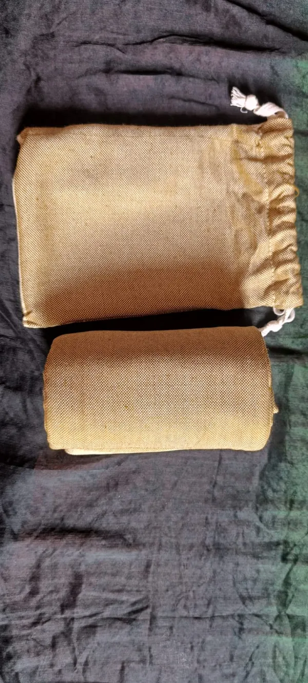 Golden_Color_Bamboo_Both_Towel_With_Storage_Bag_Set_Pack_Of_1