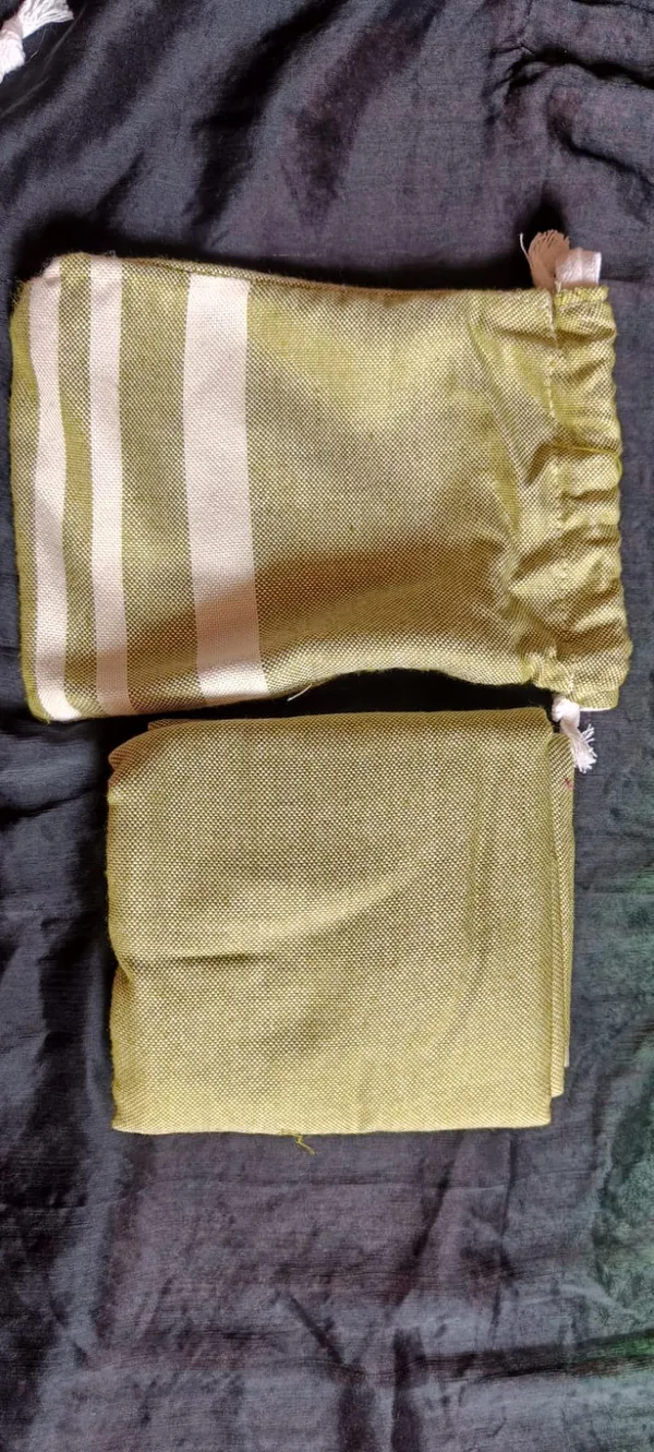 Golden_Striped_Drawstring_Pouch_Set_Pack_Of_1