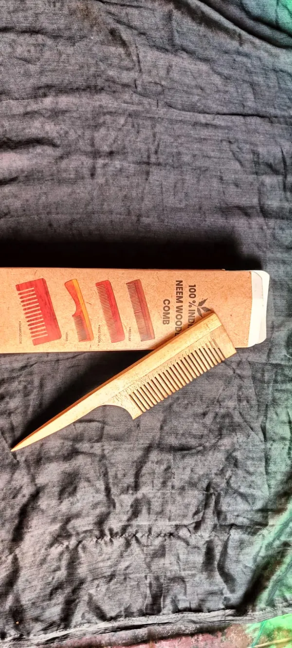 100_Percent_Natural_Neem_Wood_Comb_With_Handle_Pack_Of_2