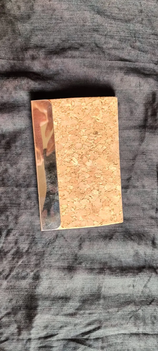 Bamboo_Alm_Card_Holder